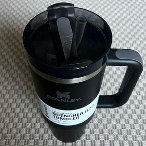 STANLEY - Tumbler 40 oz BLACK - The Quencher